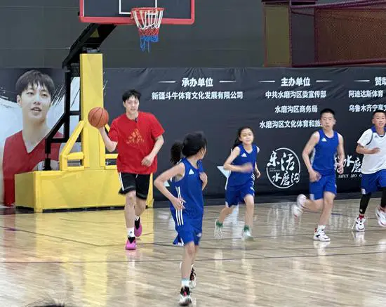 如何在比赛中发现和发展球员潜力_0